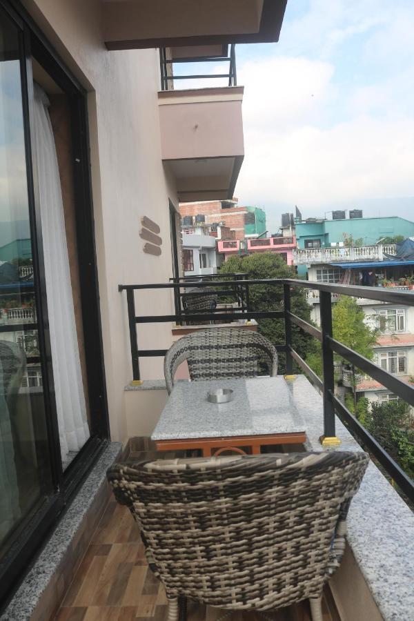 Hotel Family Ties Pvt. Ltd. Katmandu Dış mekan fotoğraf